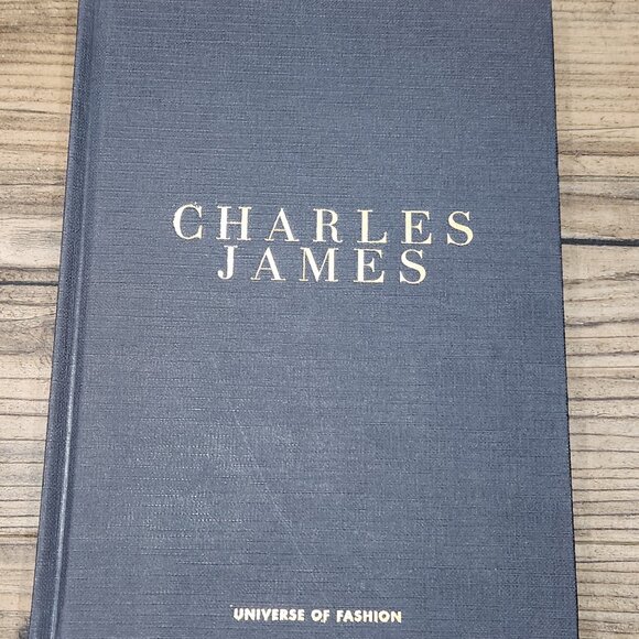 4x High Fashion Books: BALENCIAGA, CHARLES JAMES, DIOR, CHANEL - Picture 8 of 14